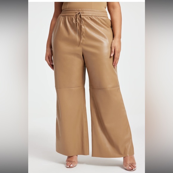GOOD AMERICAN | Faux Leather Warm Caramel Wide Leg Pants Size 5 (2XL) - Picture 2 of 13